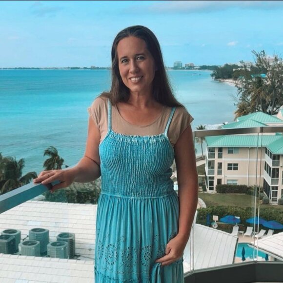 Meet your Posher, Crystal - Picture 1 of 1